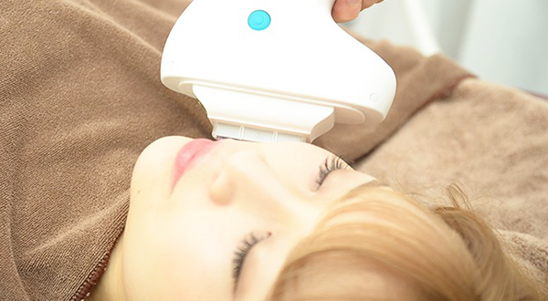 ハイフ式リフトアップの様子